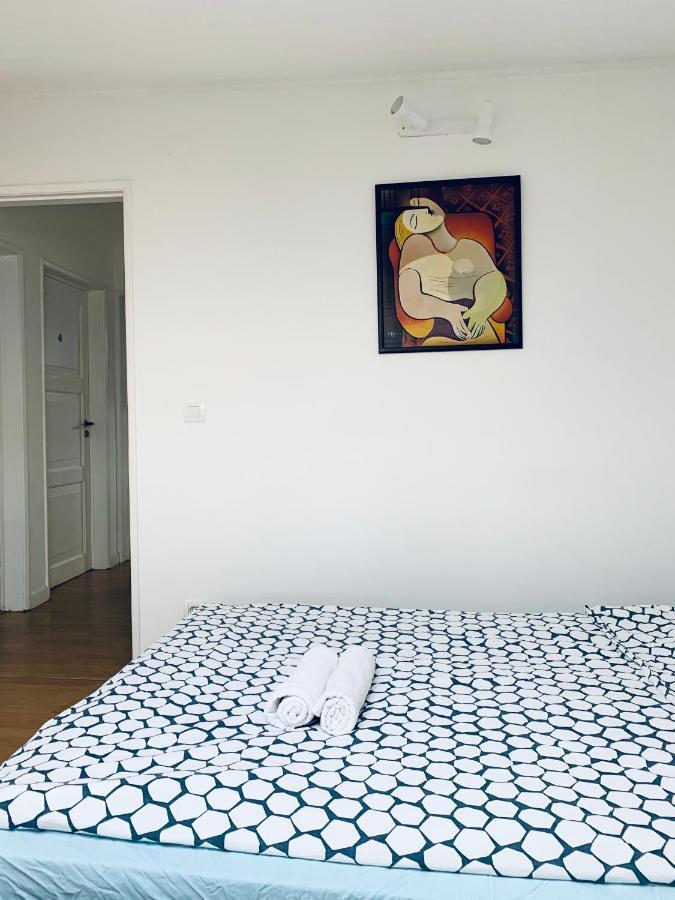 Restelo House Shared Appartment Algés Eksteriør billede