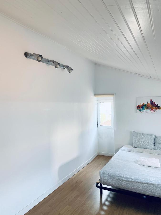Restelo House Shared Appartment Algés Eksteriør billede